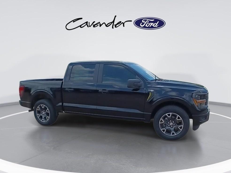 new 2025 Ford F-150 car, priced at $43,182