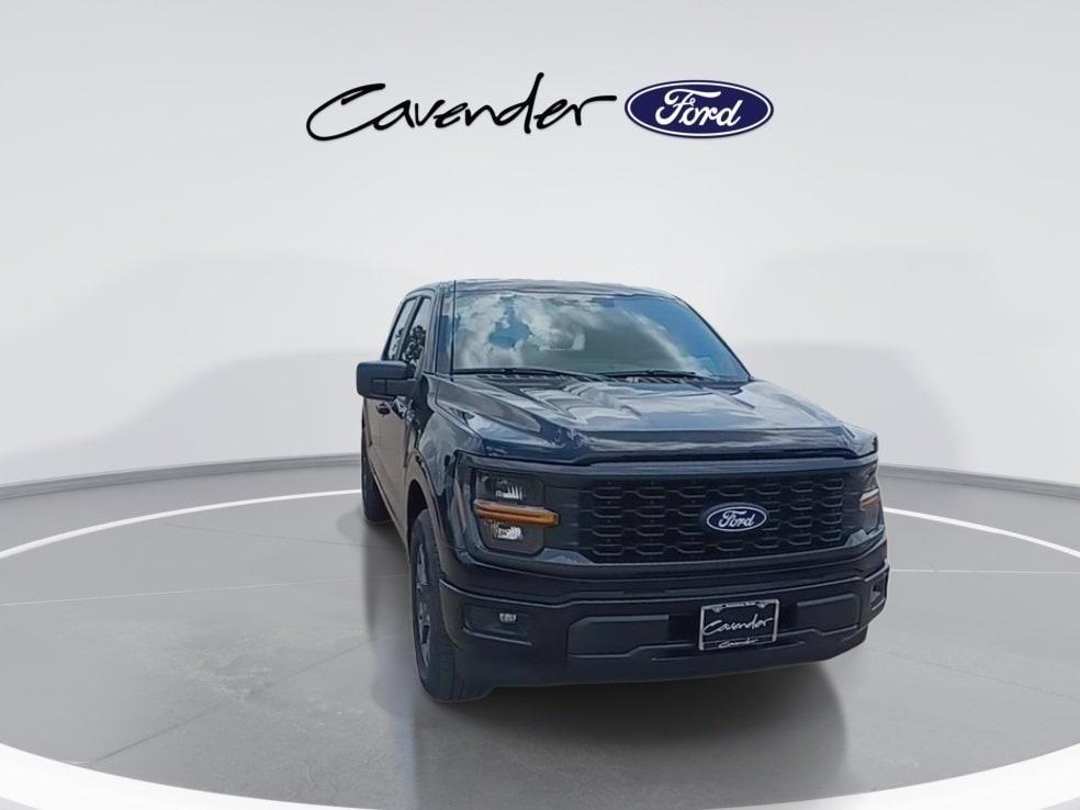 new 2025 Ford F-150 car, priced at $43,182