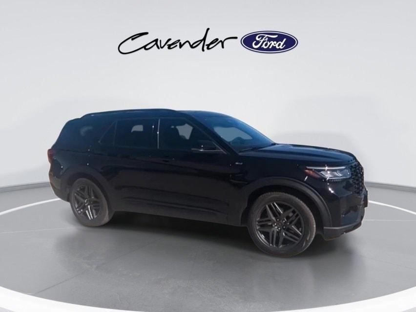 new 2025 Ford Explorer car, priced at $45,868
