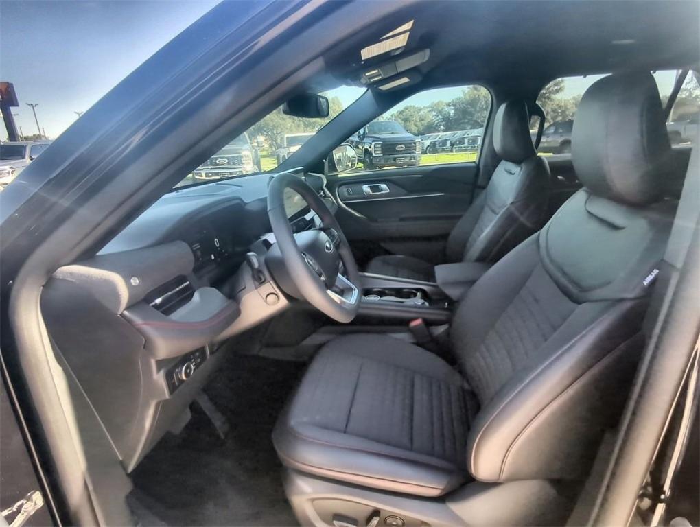 new 2025 Ford Explorer car, priced at $45,868