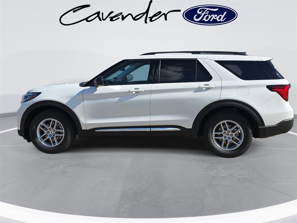 new 2025 Ford Explorer car, priced at $41,796