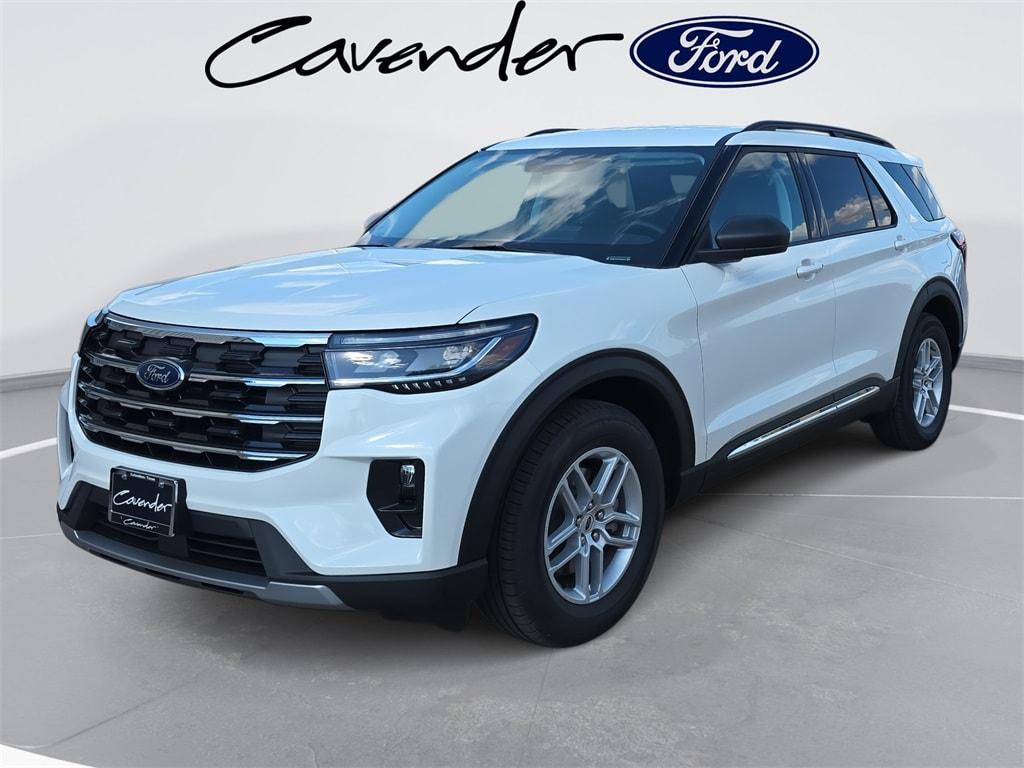 new 2025 Ford Explorer car, priced at $41,796