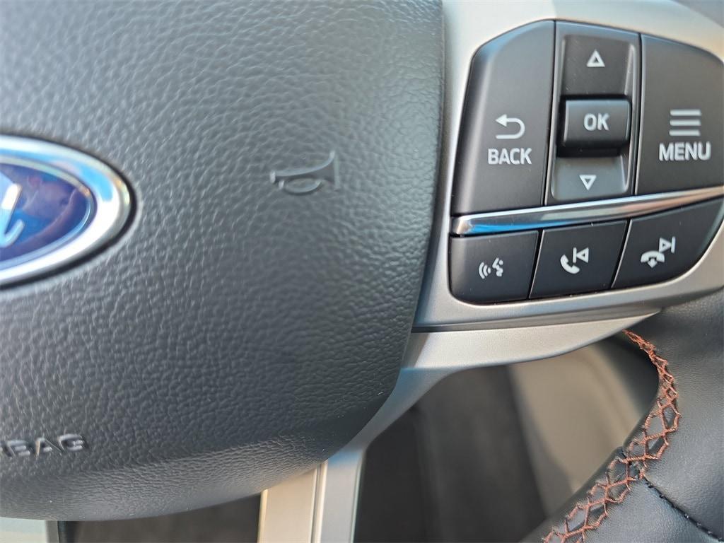 new 2025 Ford Explorer car, priced at $41,796