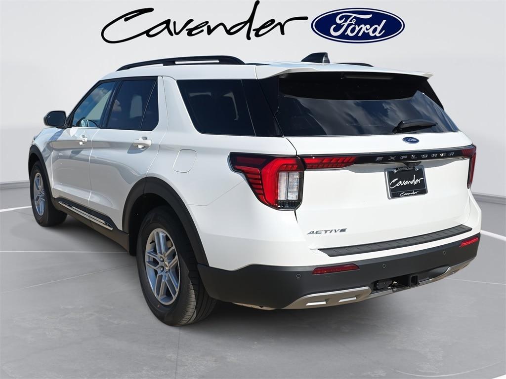 new 2025 Ford Explorer car, priced at $41,796