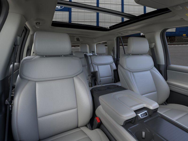 new 2025 Ford Expedition car, priced at $68,296