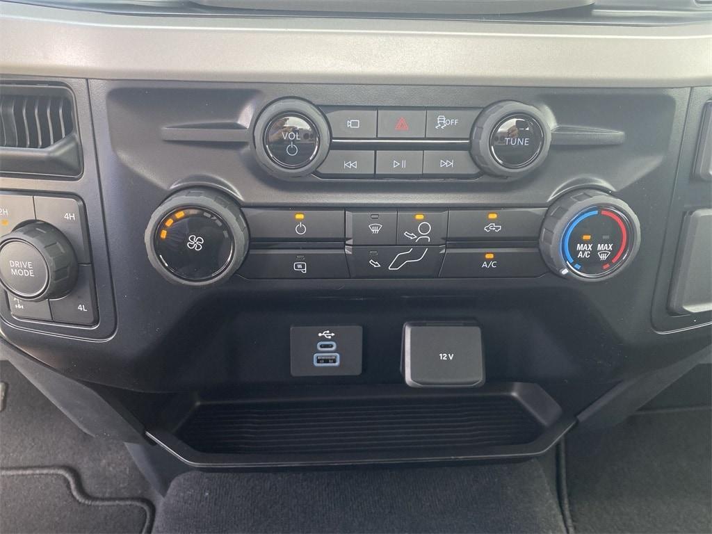 new 2025 Ford F-350 car, priced at $53,783