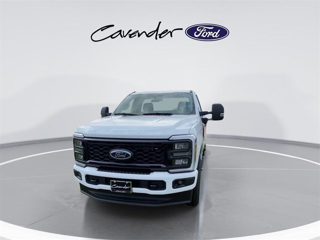 new 2025 Ford F-350 car, priced at $53,783