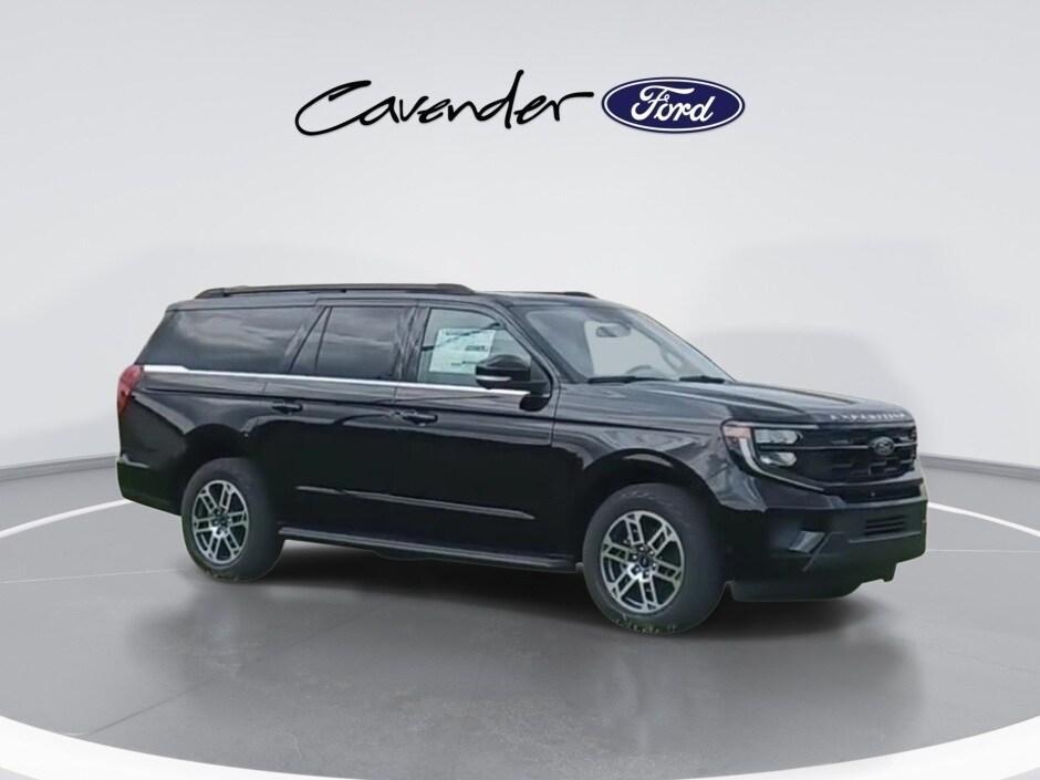 new 2025 Ford Expedition Max car, priced at $76,605