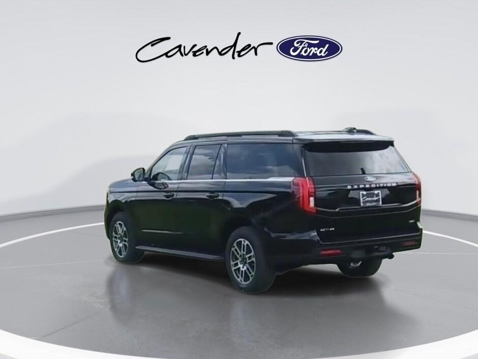new 2025 Ford Expedition Max car, priced at $76,605