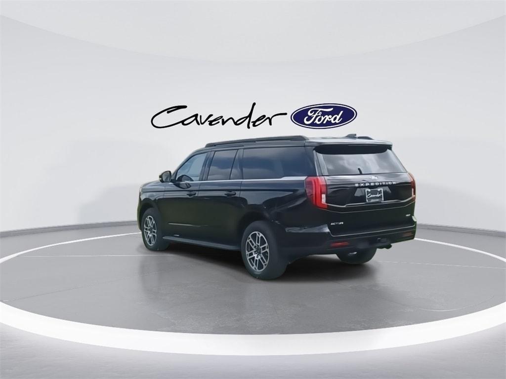 new 2025 Ford Expedition Max car, priced at $76,605