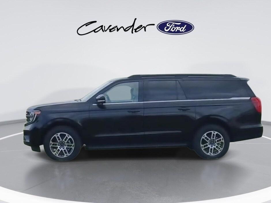 new 2025 Ford Expedition Max car, priced at $76,605