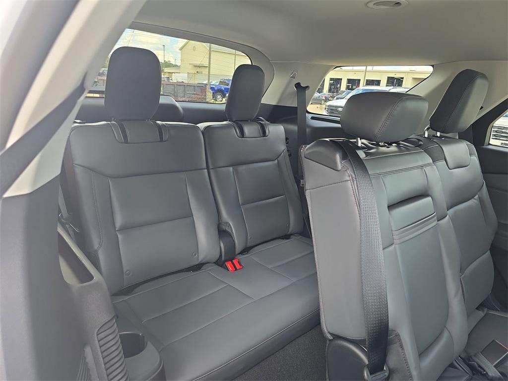 new 2025 Ford Explorer car, priced at $41,336