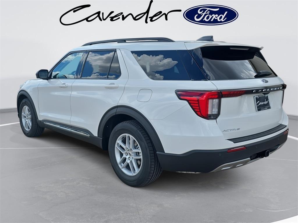 new 2025 Ford Explorer car, priced at $41,336