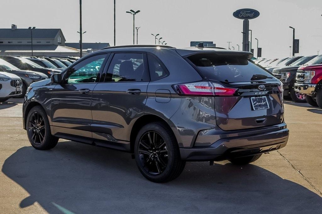 new 2024 Ford Edge car, priced at $32,857