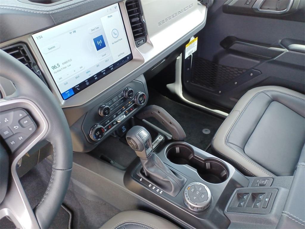 new 2025 Ford Bronco car, priced at $60,939