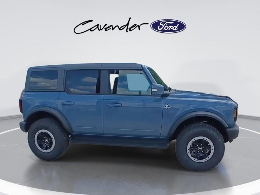 new 2025 Ford Bronco car, priced at $60,939