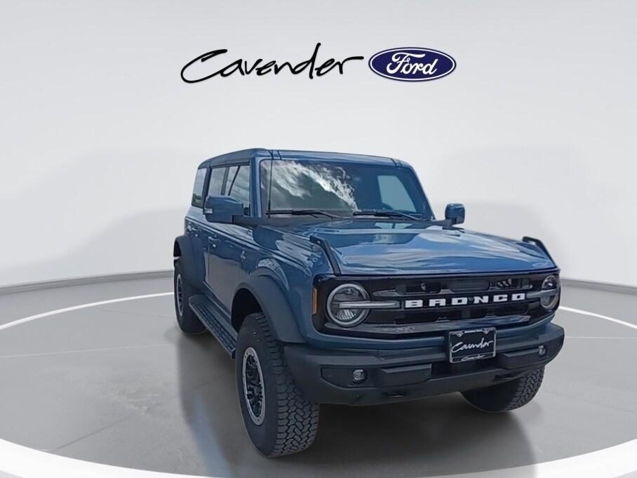 new 2025 Ford Bronco car, priced at $60,939