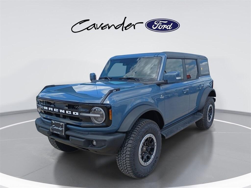 new 2025 Ford Bronco car, priced at $60,939