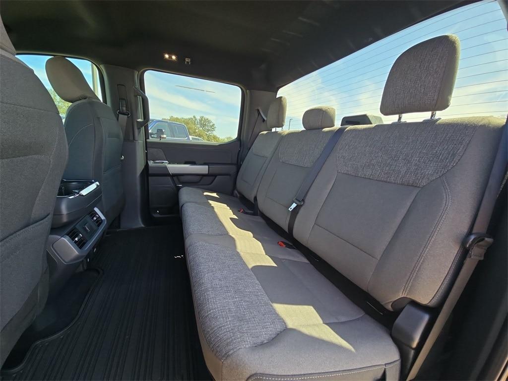 new 2025 Ford F-150 car, priced at $54,637
