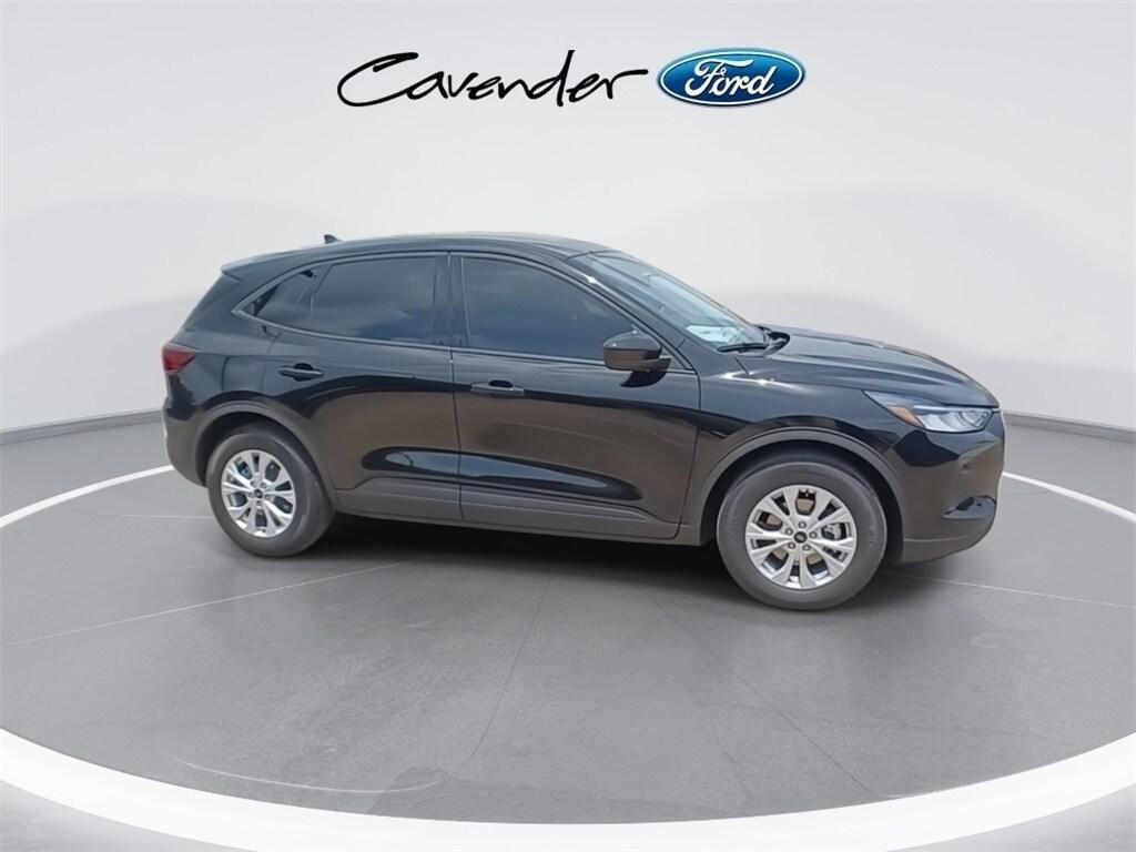 new 2025 Ford Escape car, priced at $28,982