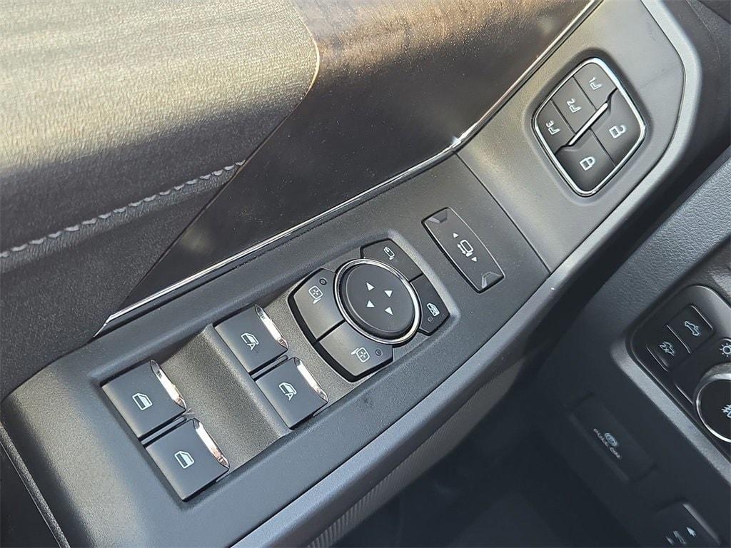 new 2025 Ford F-350 car, priced at $88,239