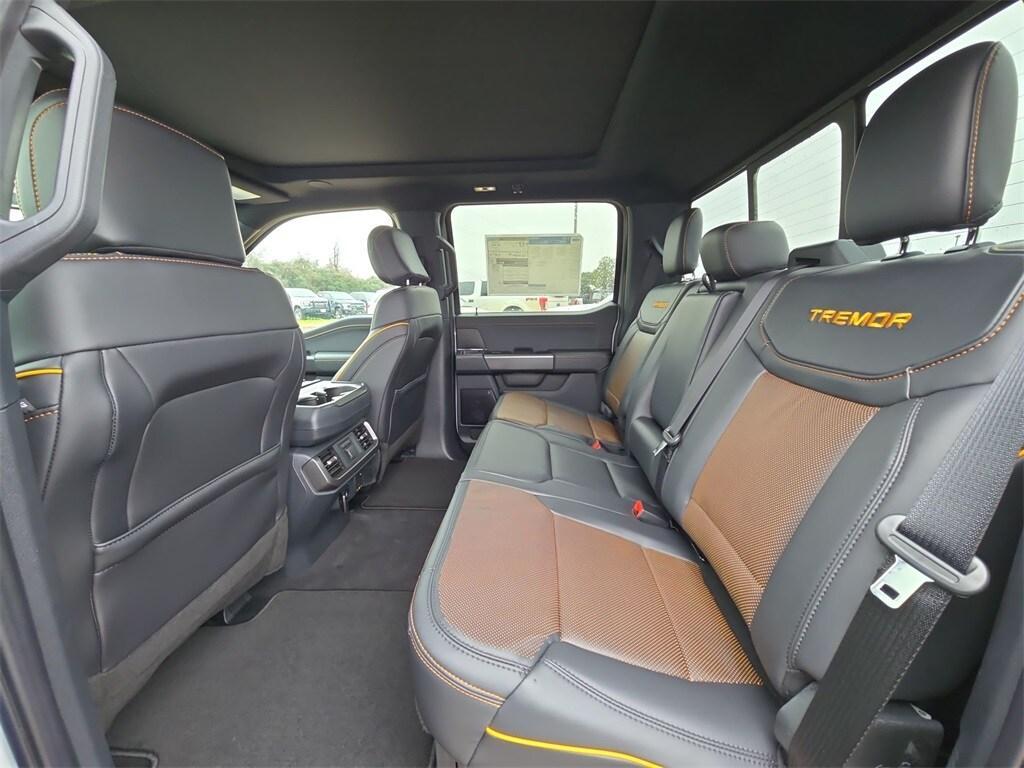 new 2025 Ford F-150 car, priced at $72,555