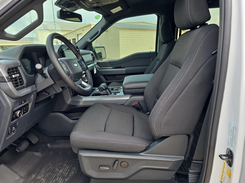 new 2025 Ford F-150 car, priced at $60,551