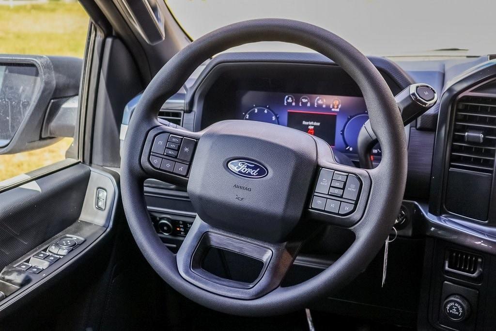 new 2024 Ford F-150 car, priced at $42,608