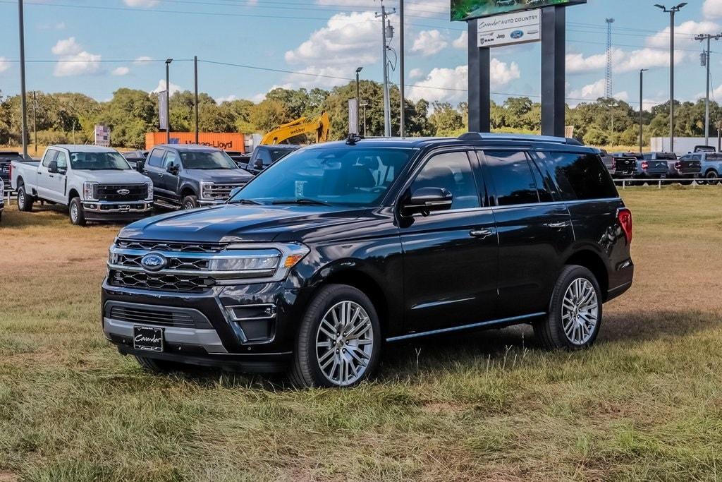 new 2024 Ford Expedition car, priced at $71,055