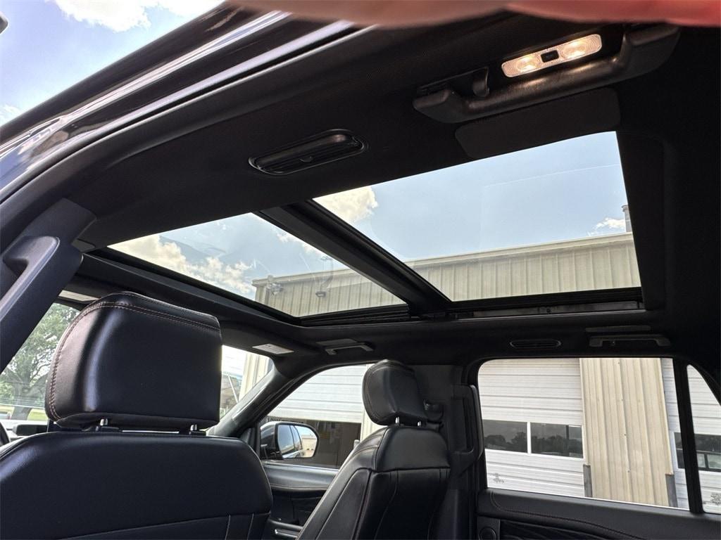 used 2022 Ford Expedition car, priced at $54,991