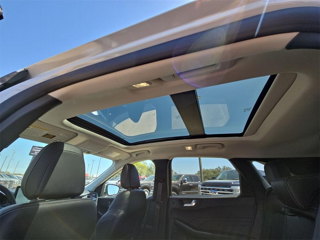 new 2025 Ford Escape car, priced at $37,206