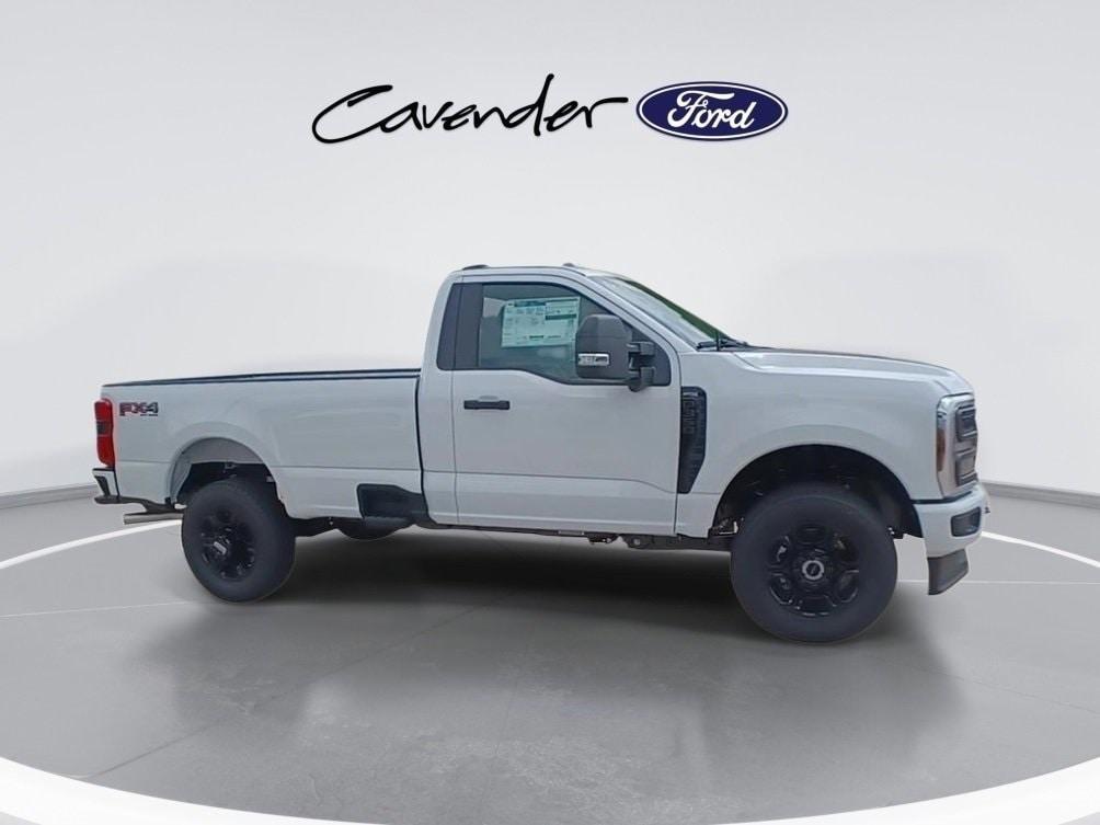 new 2025 Ford F-350 car, priced at $53,172