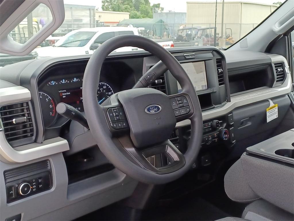 new 2025 Ford F-350 car, priced at $55,638