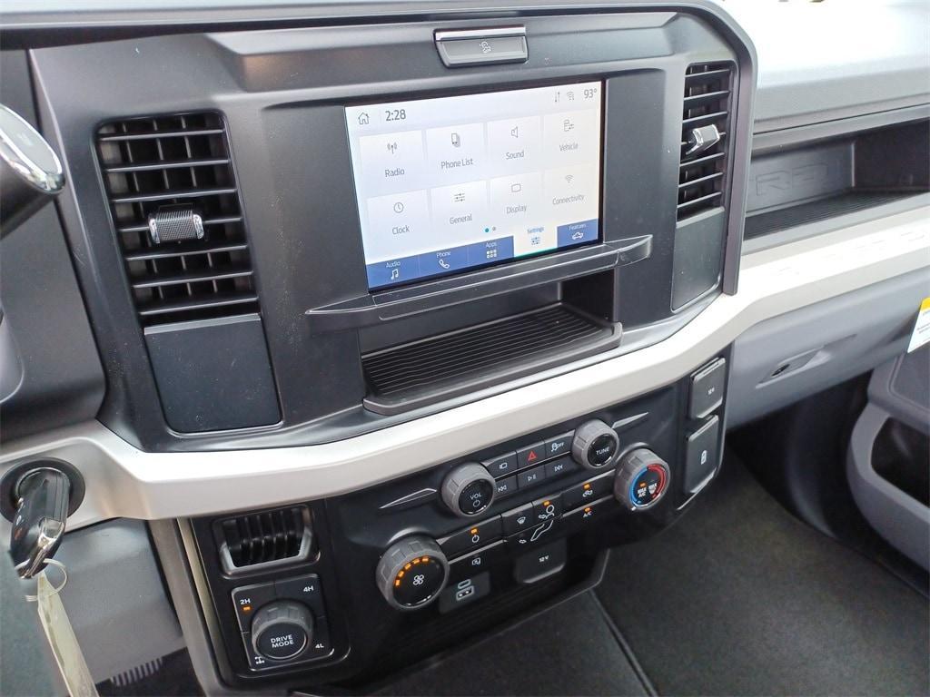 new 2025 Ford F-350 car, priced at $55,638