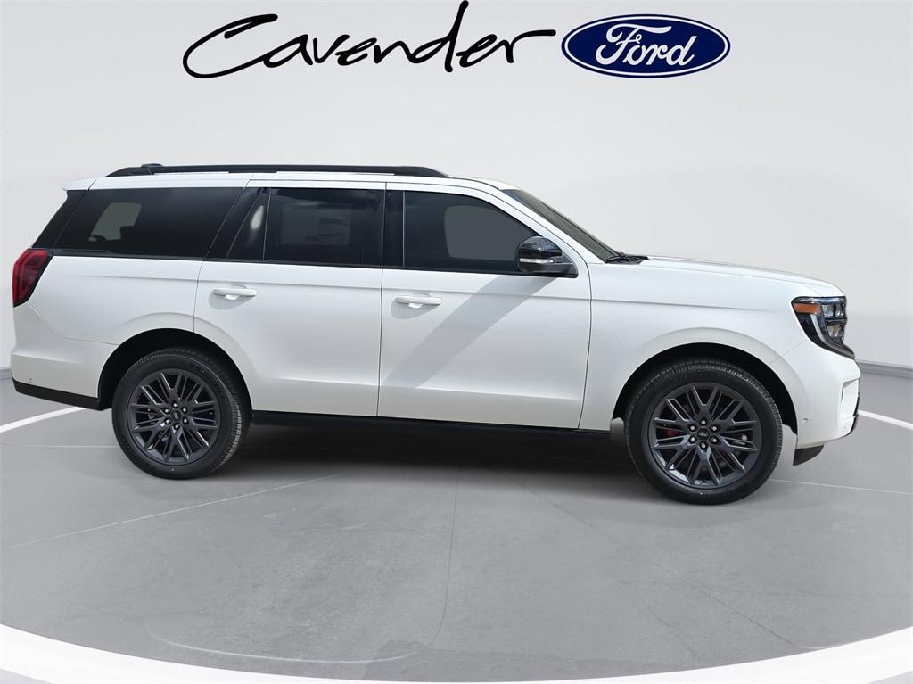 new 2025 Ford Expedition car, priced at $82,776