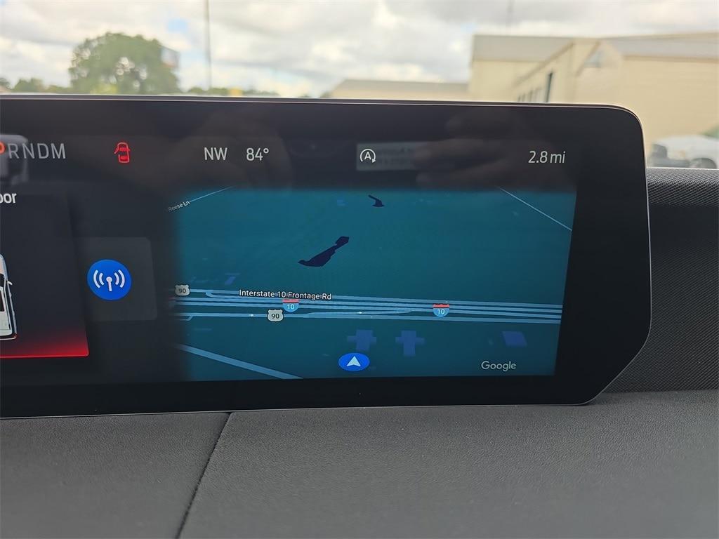 new 2025 Ford Expedition car, priced at $82,776