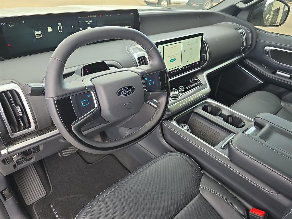new 2025 Ford Expedition car, priced at $82,776