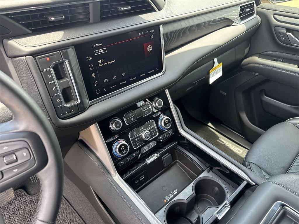 used 2024 GMC Yukon XL car, priced at $78,091