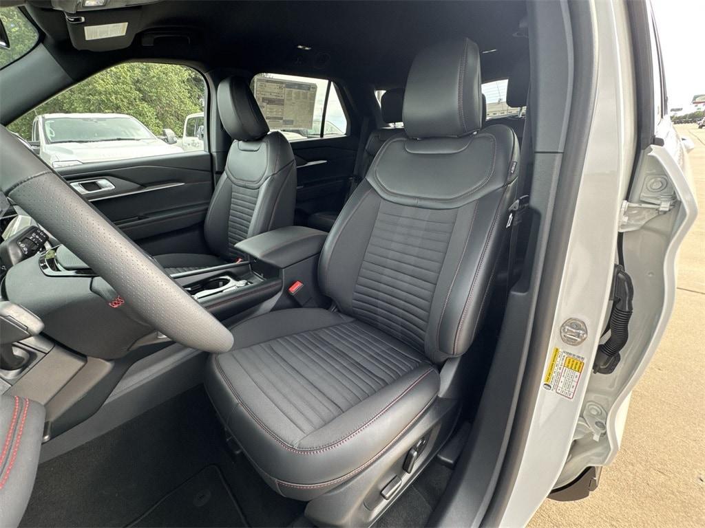 new 2025 Ford Explorer car, priced at $43,964