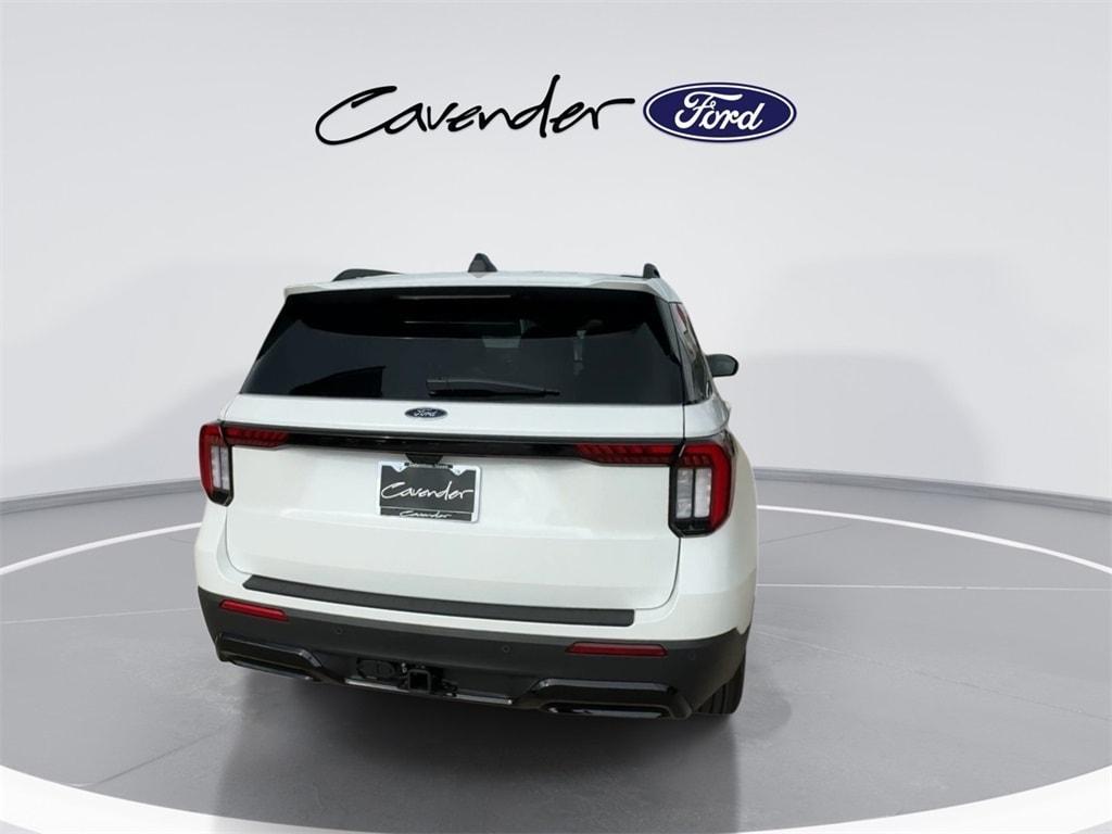 new 2025 Ford Explorer car, priced at $43,964