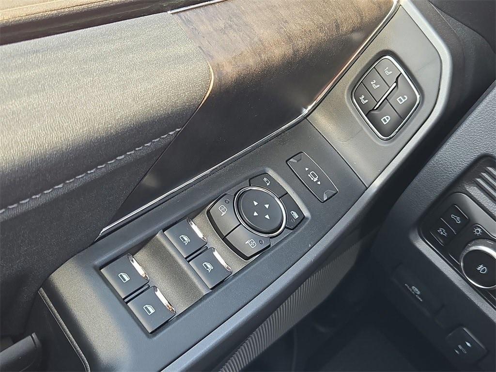 new 2025 Ford F-250 car, priced at $85,949