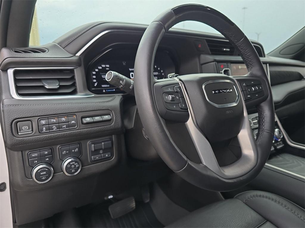 used 2023 GMC Yukon XL car, priced at $65,477