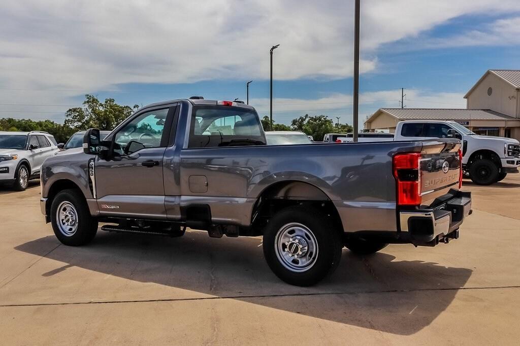 new 2024 Ford F-350 car, priced at $56,428