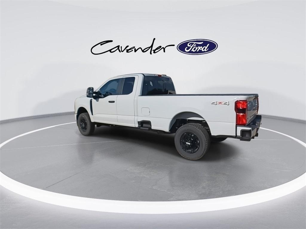 new 2025 Ford F-350 car, priced at $57,878