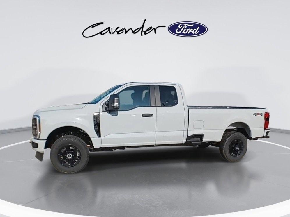 new 2025 Ford F-350 car, priced at $55,300
