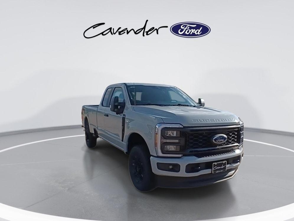 new 2025 Ford F-350 car, priced at $57,878