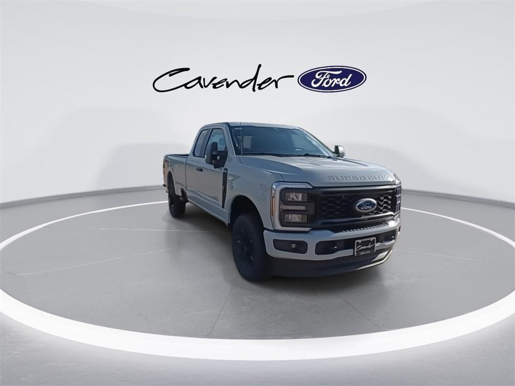 new 2025 Ford F-350 car, priced at $57,878