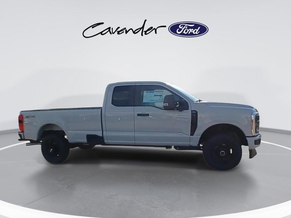 new 2025 Ford F-350 car, priced at $57,878