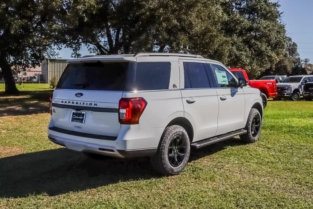 new 2024 Ford Expedition car, priced at $74,002