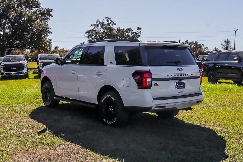 new 2024 Ford Expedition car, priced at $74,002